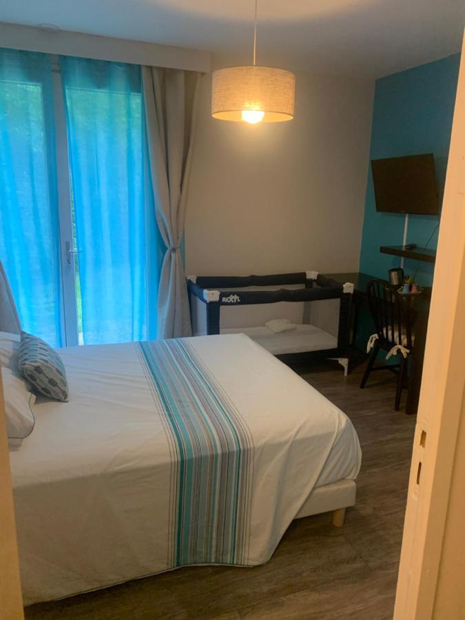 Chambre D'Hotes Le Prieure Gommerville Exteriér fotografie
